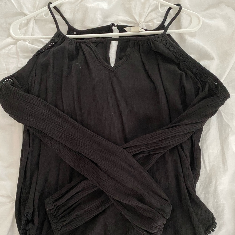 Aeropostale flowy long sleeve blouse